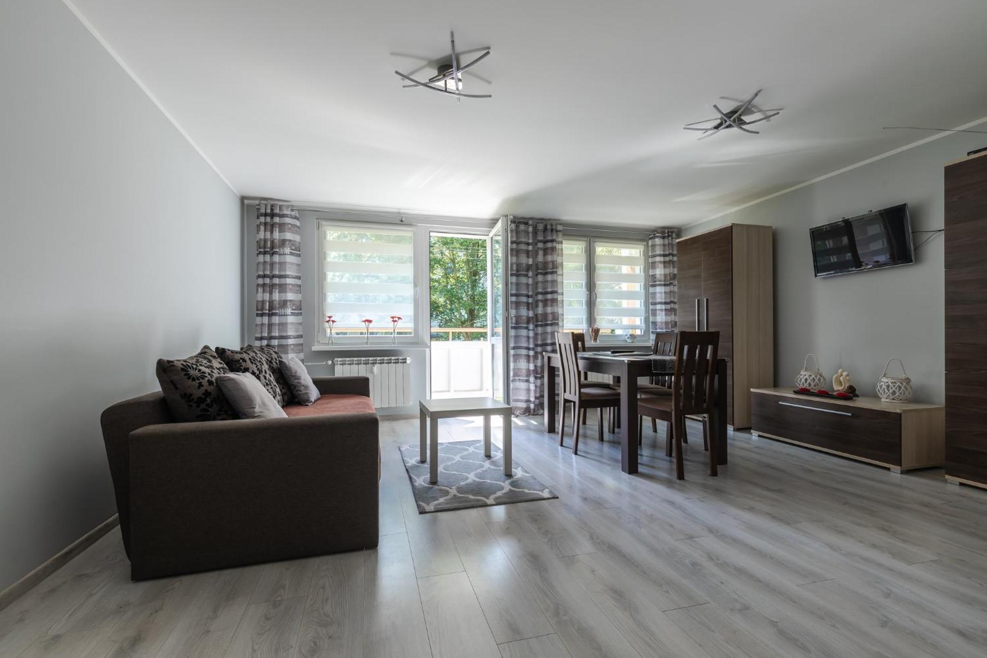 Apartament Przy Termach Cieplickich Julcia Jelenia Góra Exterior foto
